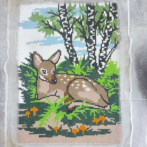 Deer Latch Hook Rug Canvas Woodland Scene 27" X 34" Needs Hemming Cabin cor - Picture 2 of 5